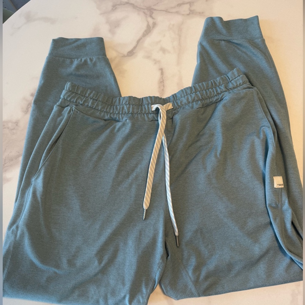 Vuori teal joggers size XS
